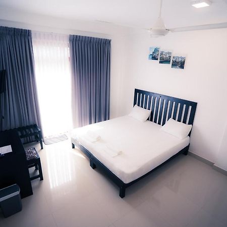 Kozy B&B Dehiwala-Mount Lavinia Kültér fotó