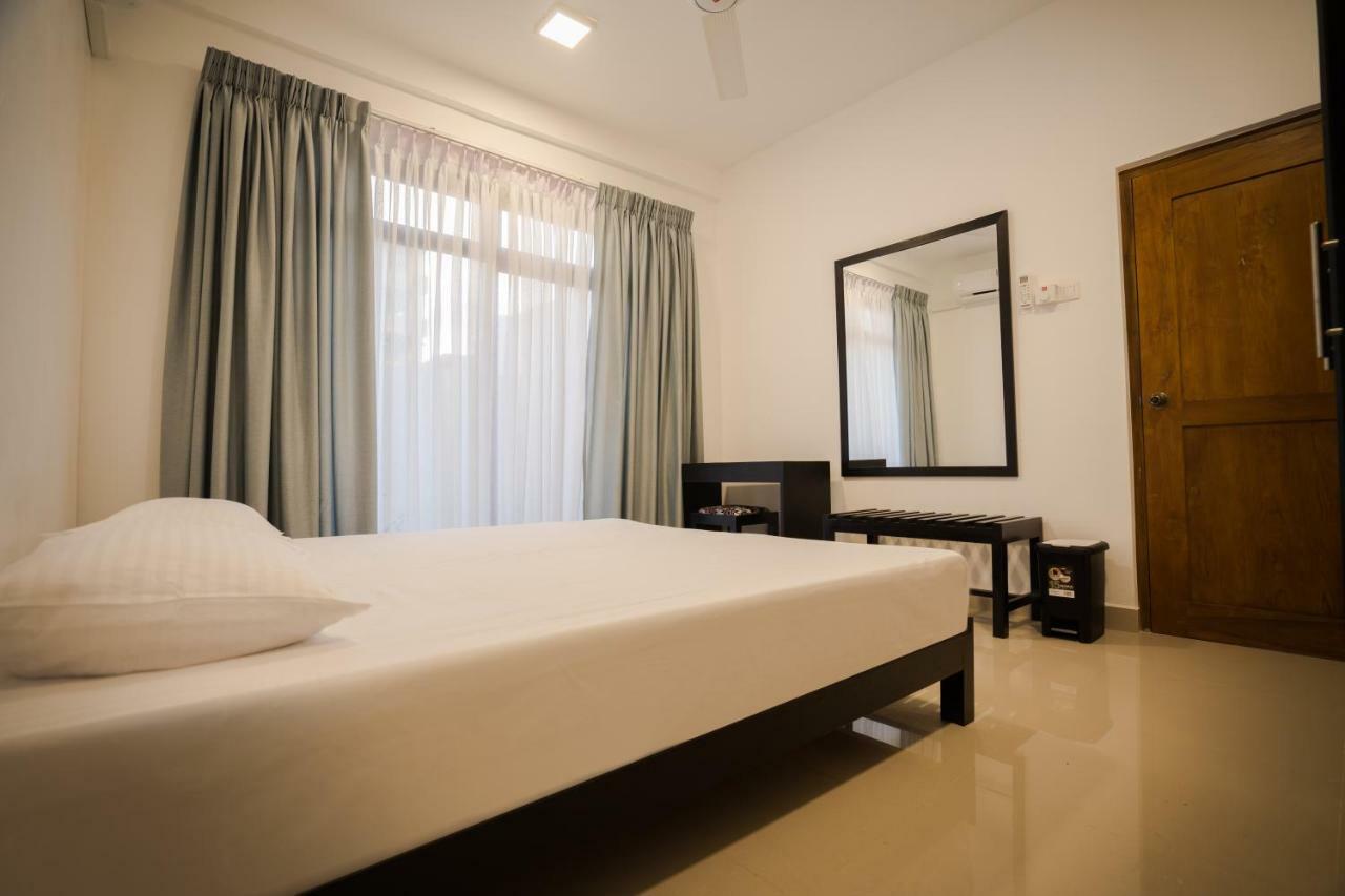 Kozy B&B Dehiwala-Mount Lavinia Kültér fotó